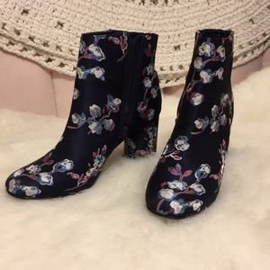 Patterned blue fabric boots. Worn once.